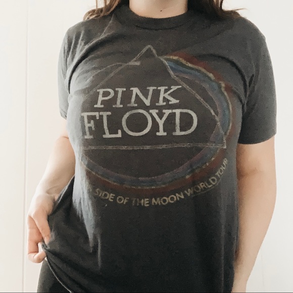 Tops - “Pink Floyd” Band Tee